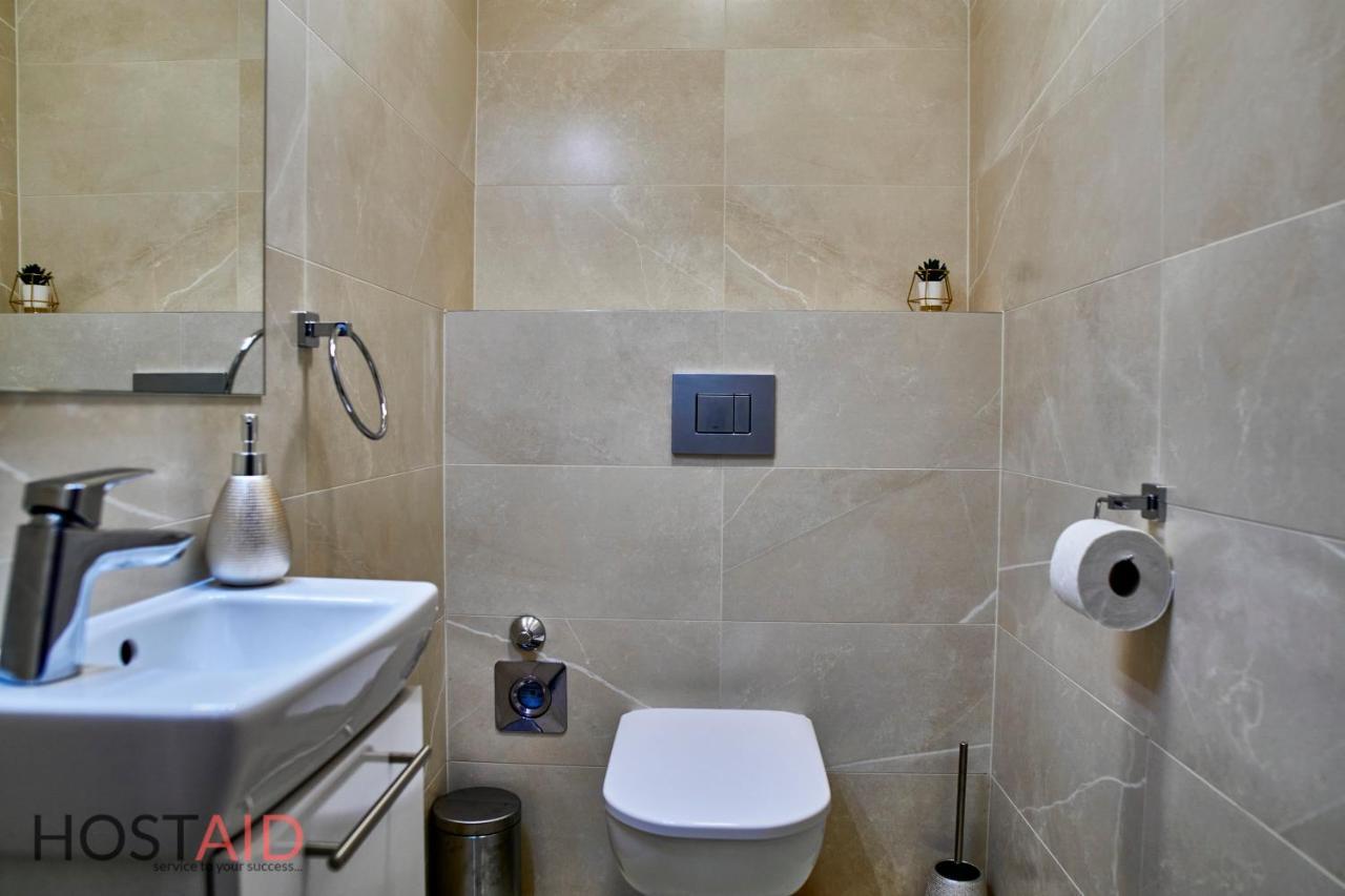 שיופוק Azur Apartment - Hostaid מראה חיצוני תמונה